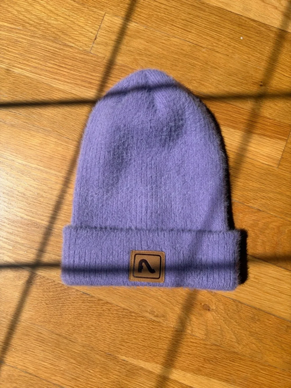 Flylow Beanie - Picture 2 of 4